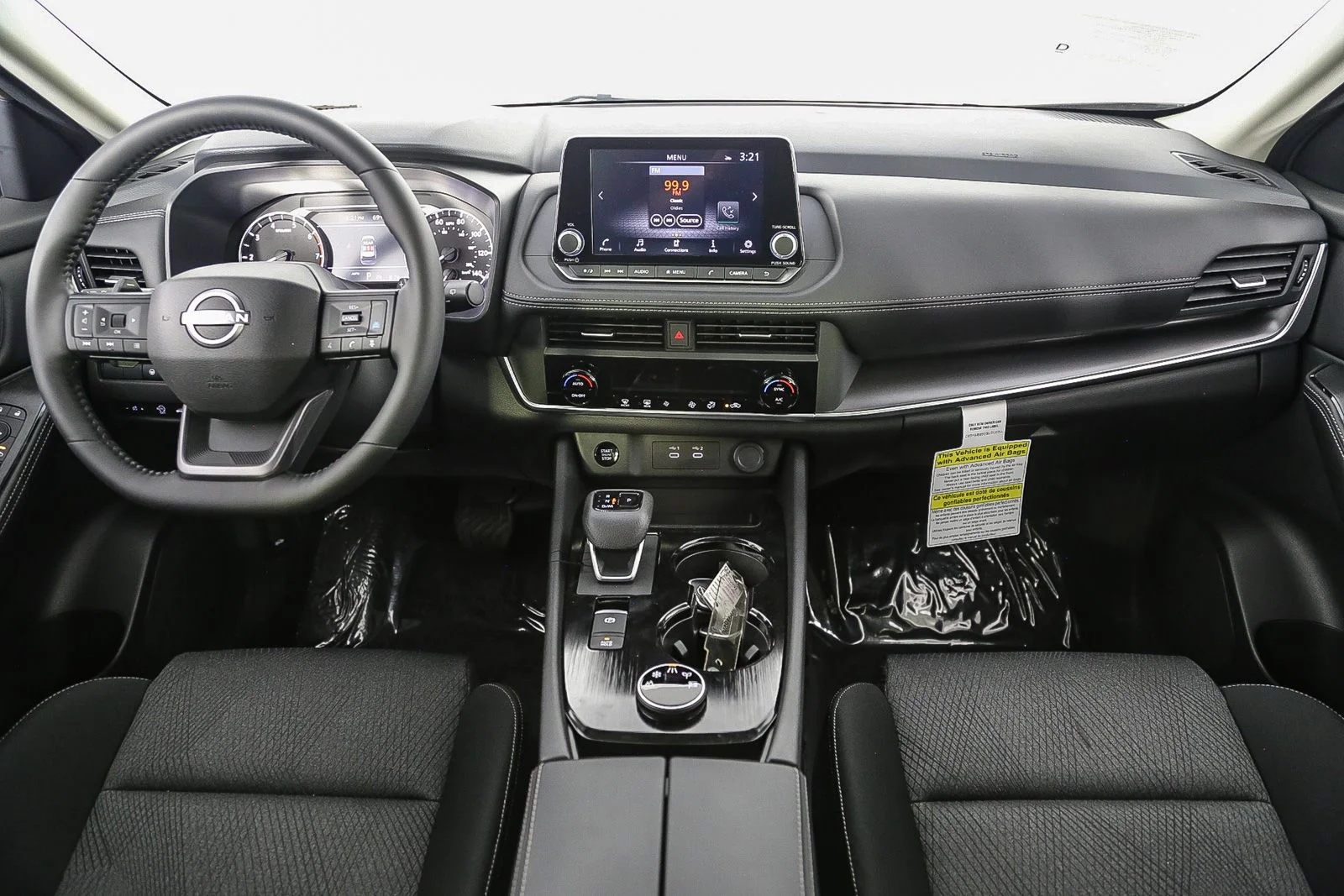 2025 Nissan Rogue SV - Photo 14
