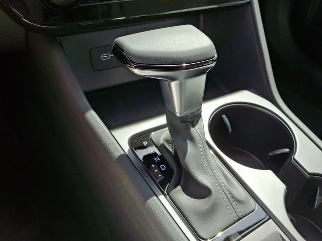 New 2026 Blue Hyundai SE image 18