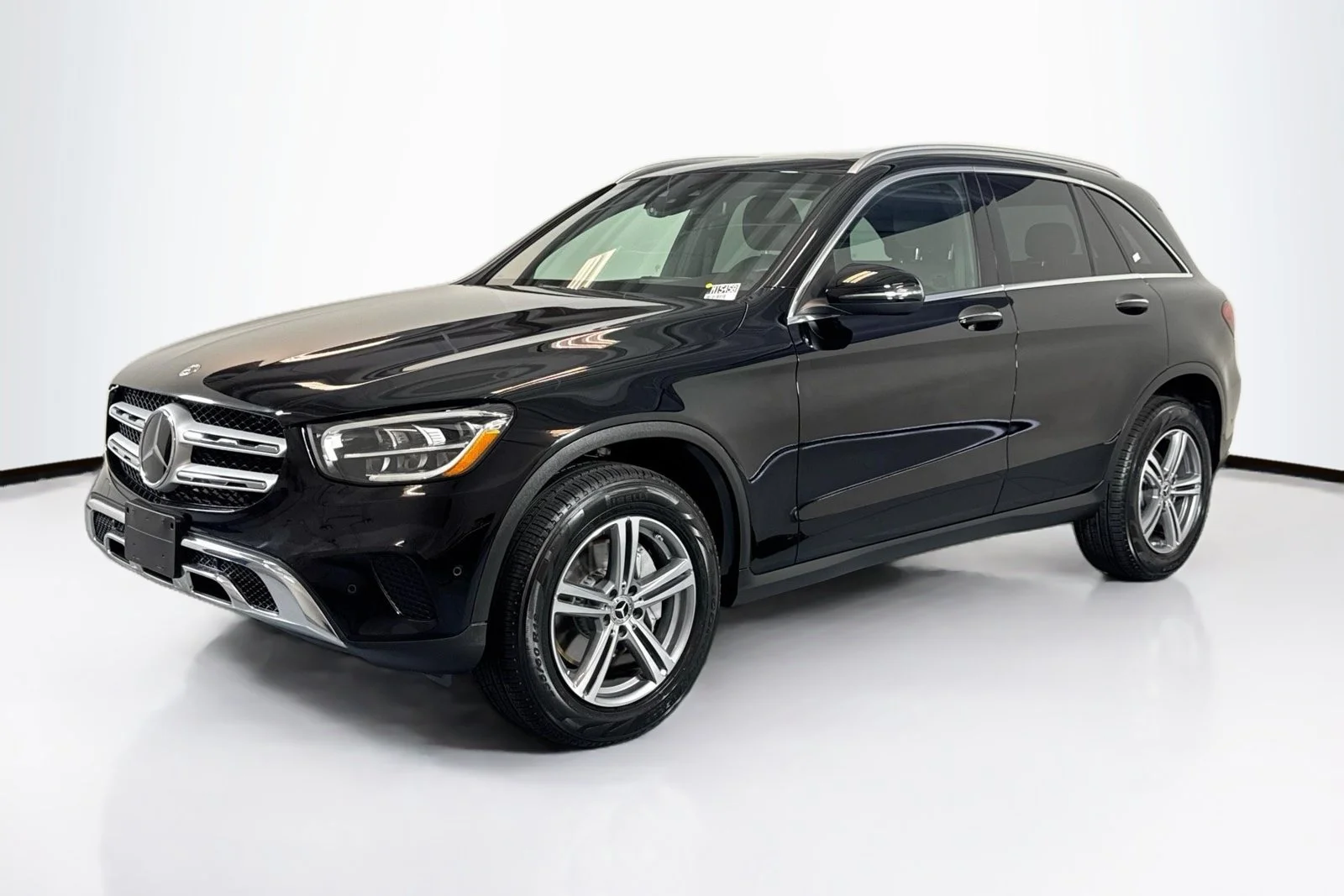 Used 2022 Black Mercedes-Benz GLC 300 image 1
