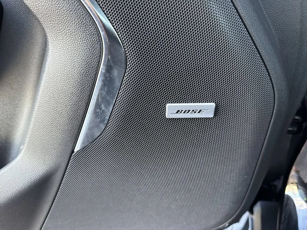 Used 2023 BLACK Chevrolet LT image 23