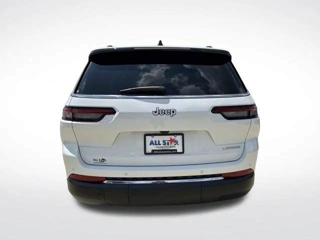 New 2026 White Jeep Laredo X image 6