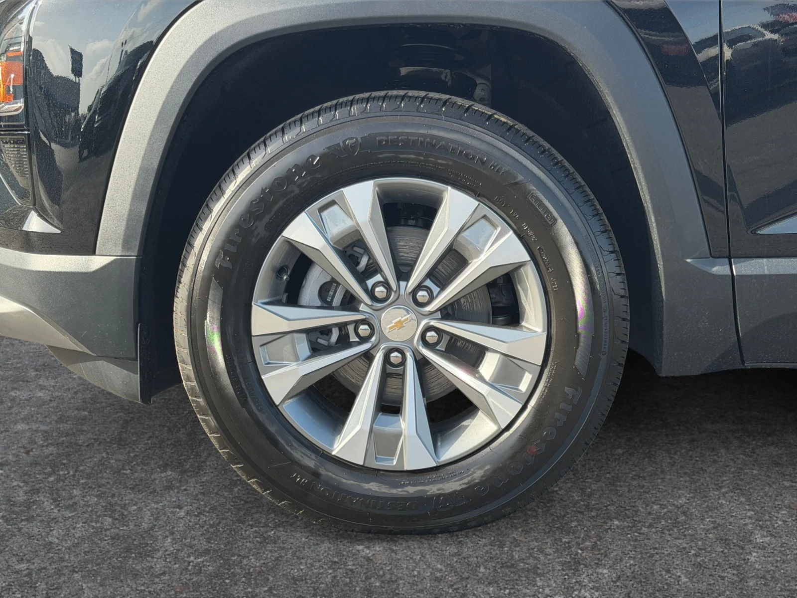 New 2027 Mosaic Black Metallic Chevrolet LT image 9