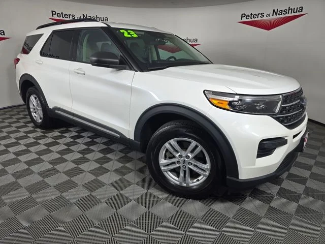 Used 2023 White Ford XLT image 1