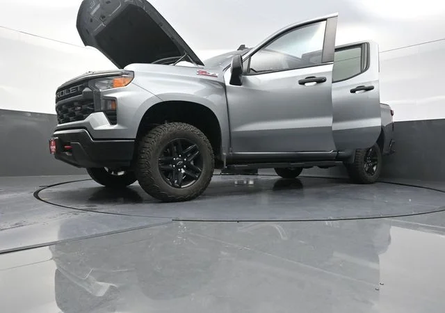 Used 2025 Gray Chevrolet Custom Trail Boss image 41