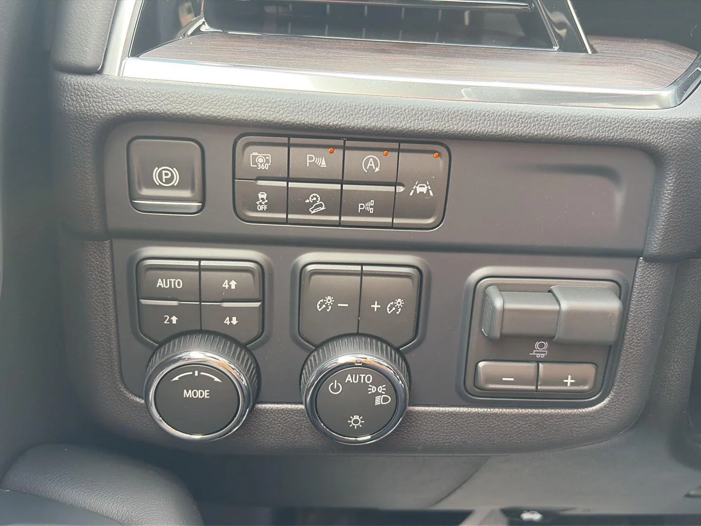 2026 Chevrolet Tahoe LS - Photo 29