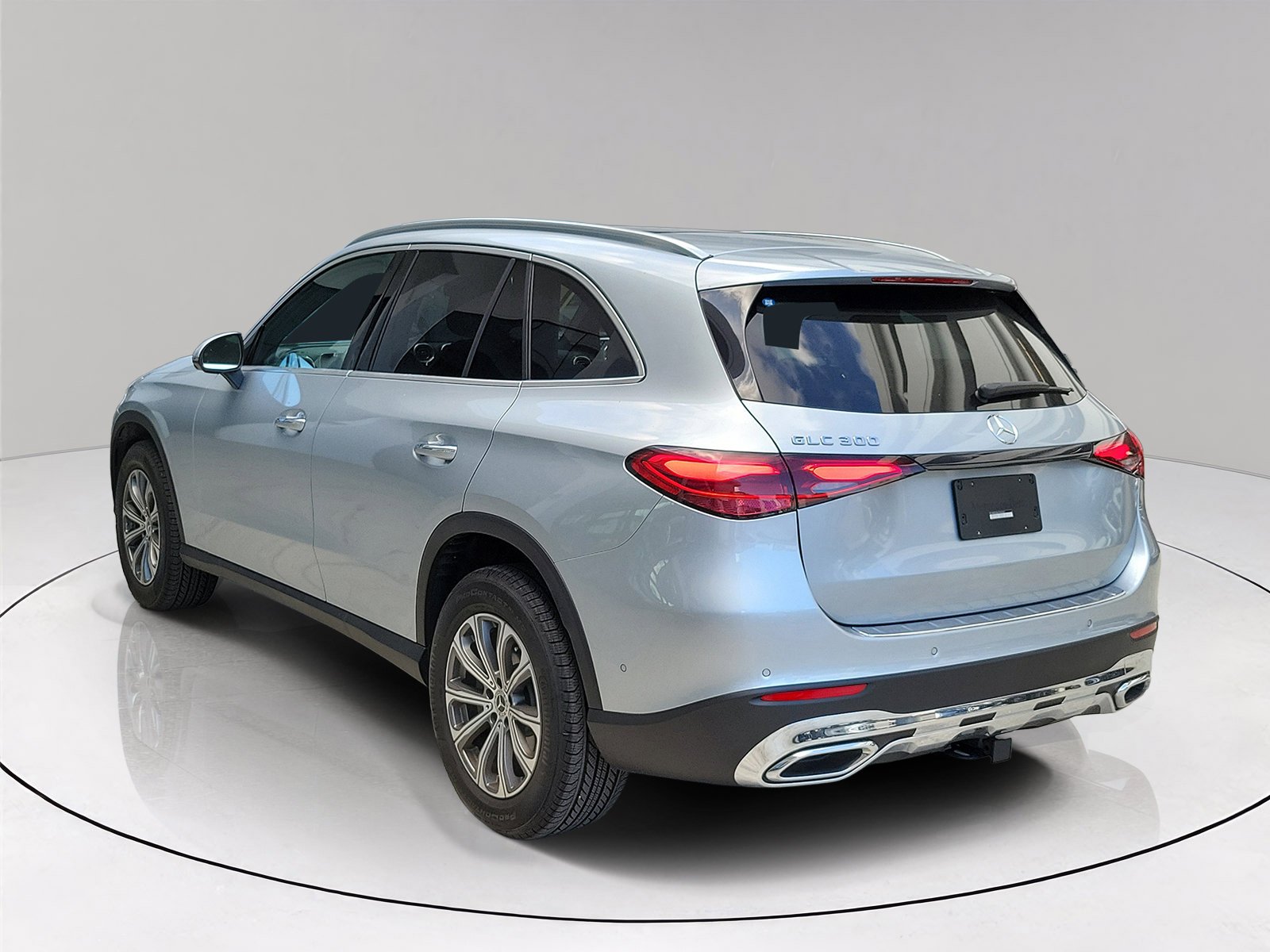 Certified Used 2026 Silver Mercedes-Benz GLC 300 image 4