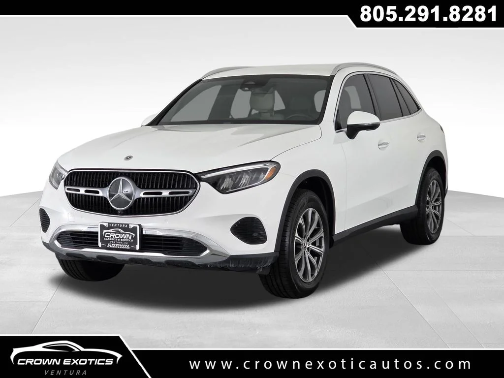Used 2023  Mercedes-Benz GLC 300 image 3