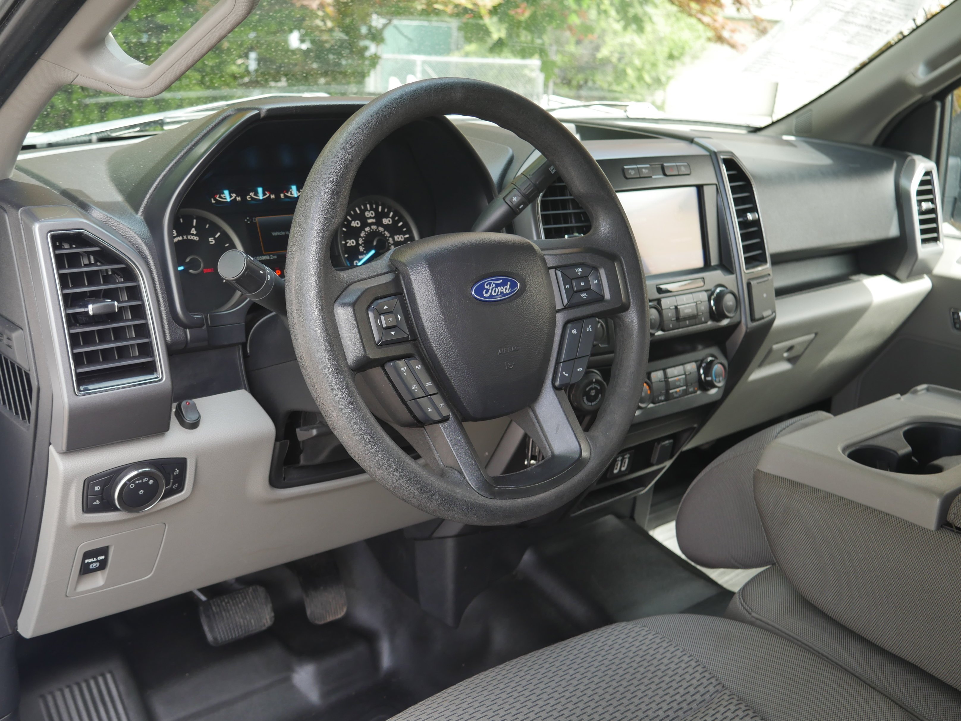 Used 2020 Oxford White Ford XLT image 4