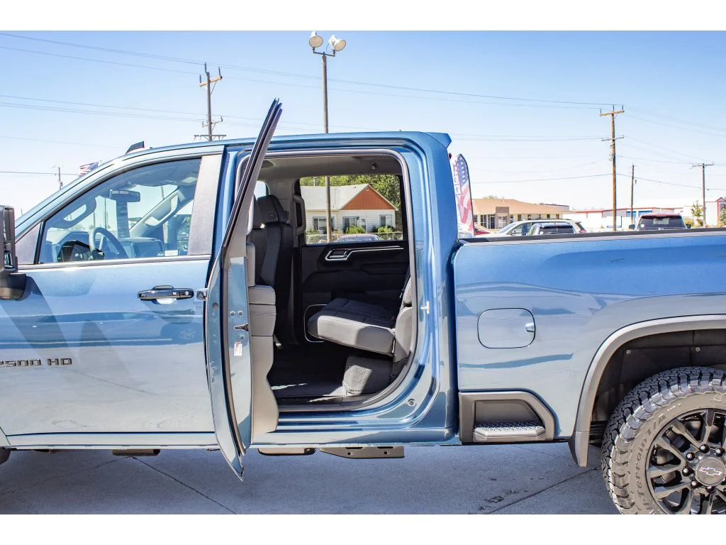 New 2026 Lakeshore Blue Metallic Chevrolet LT image 15