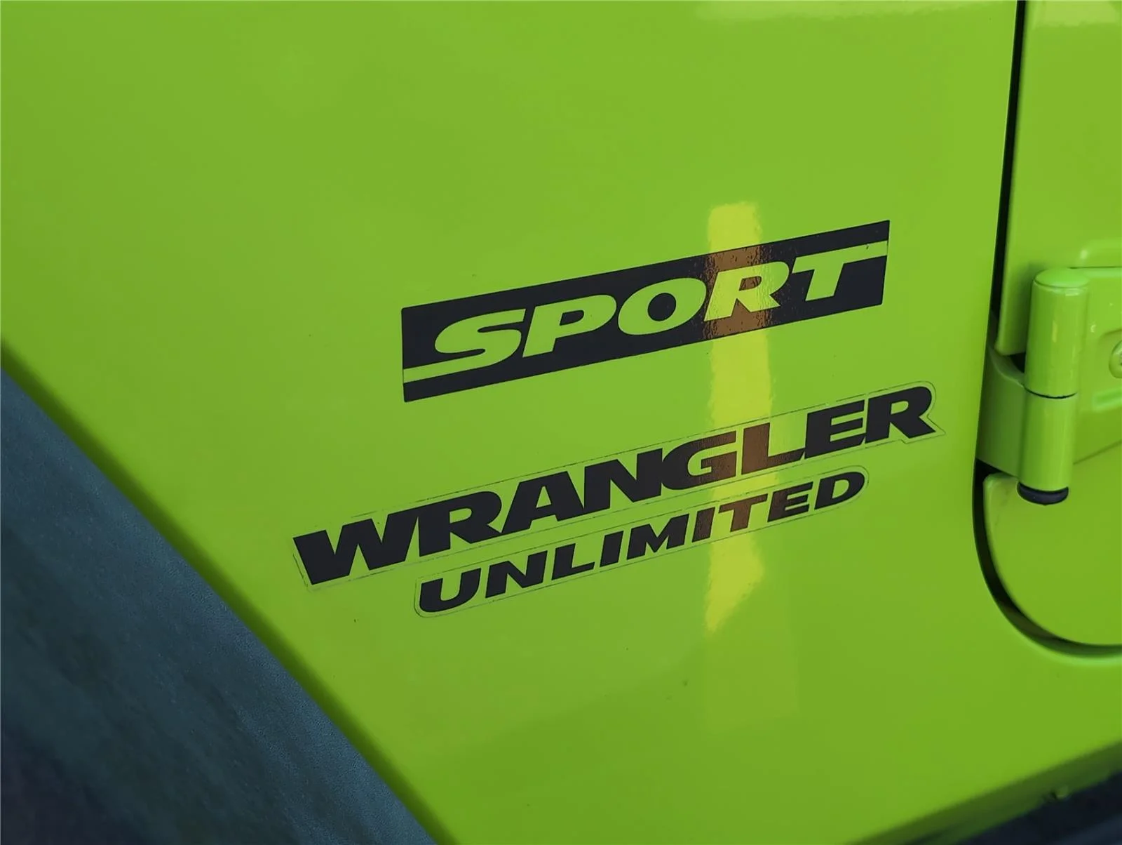 Used 2013 Gecko Pearl Jeep Sport image 10
