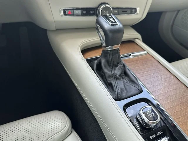 Used 2018 Black Volvo T6 Inscription image 20