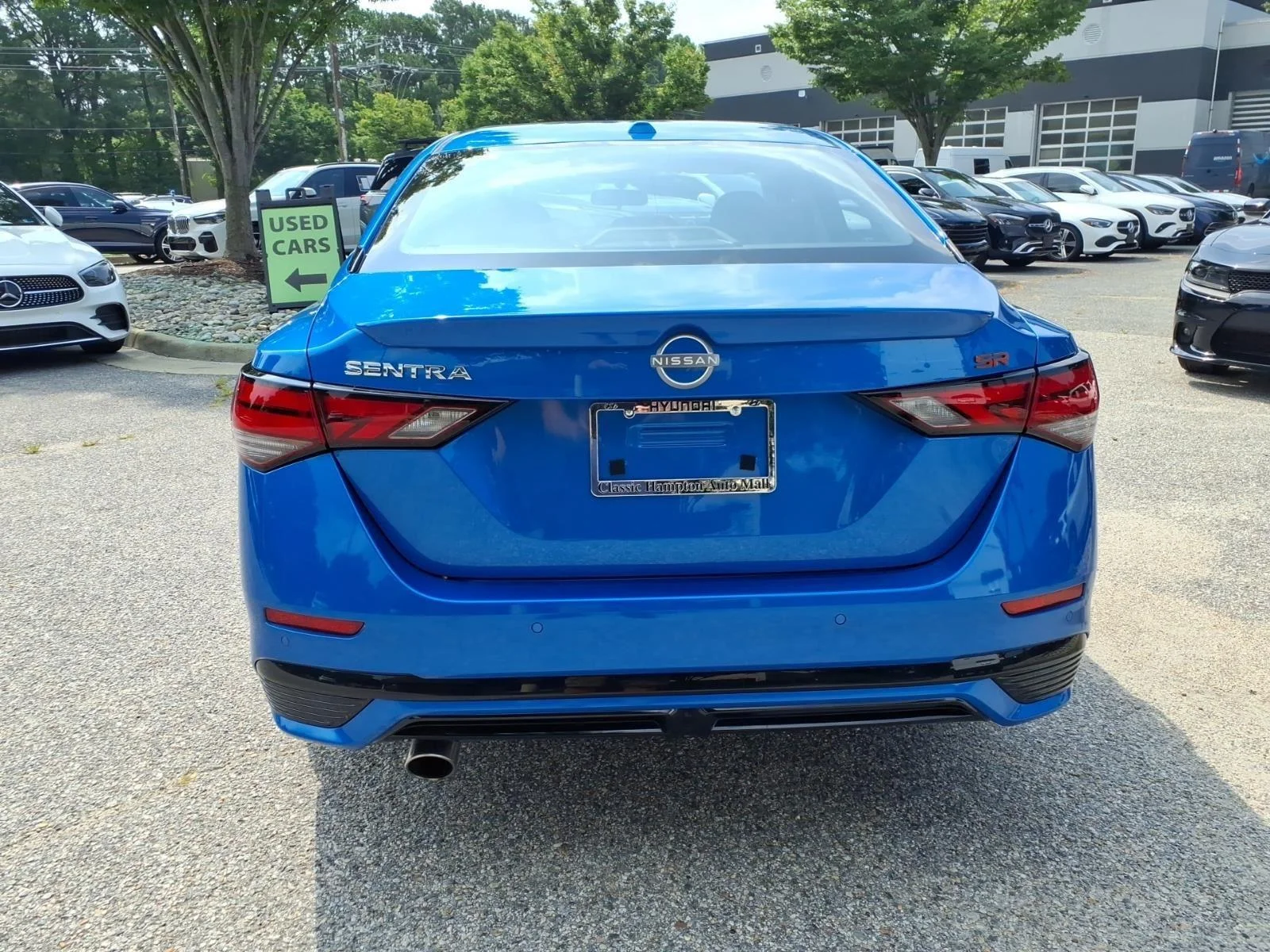 Used 2025 Electric Blue Metallic Nissan SR image 7