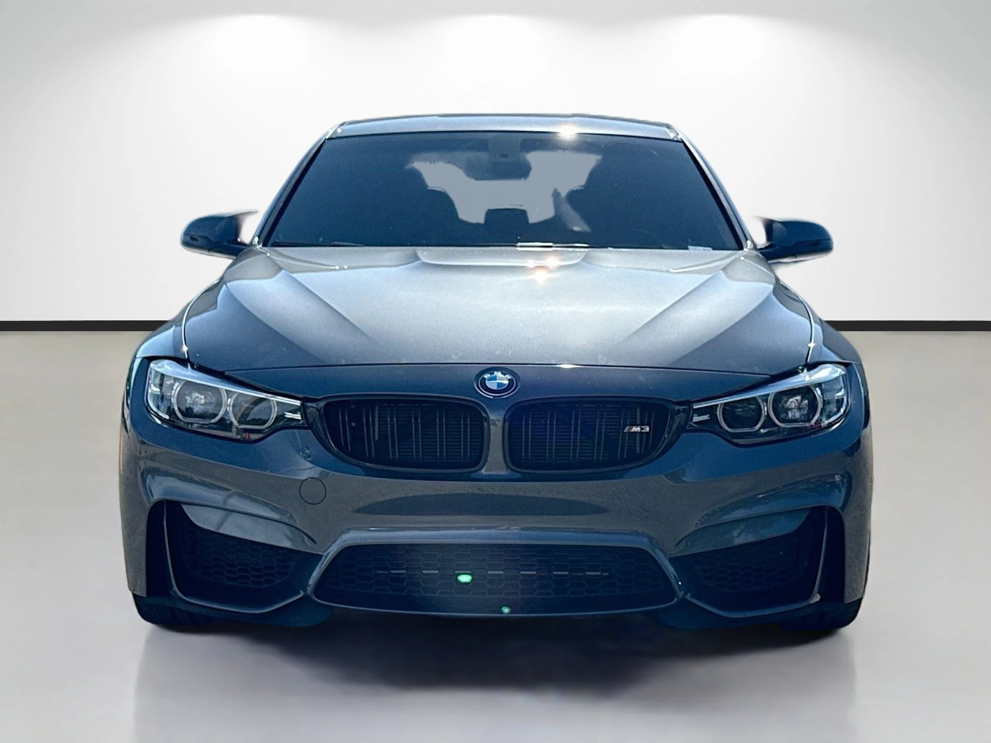 Used 2018 Mineral Gray Metallic BMW Competition image 8