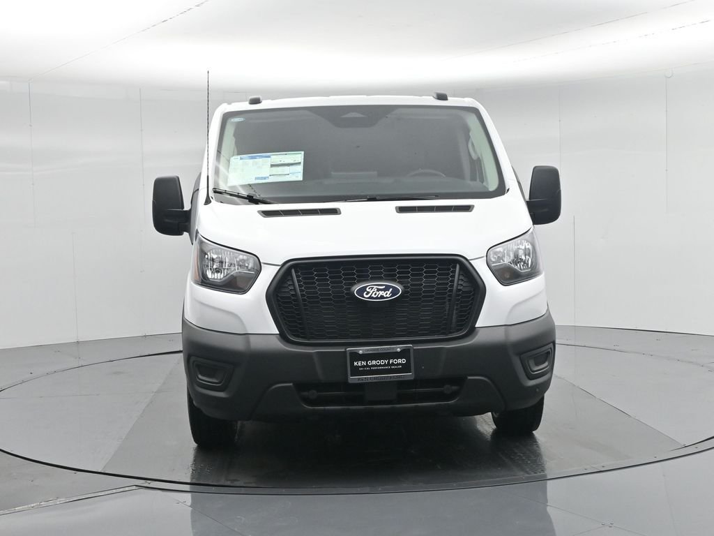 New 2026 Oxford White Ford Base image 21