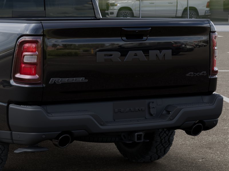 New 2026 Diamond Black Crystal Pearl-Coat Exterior Paint RAM Rebel image 43