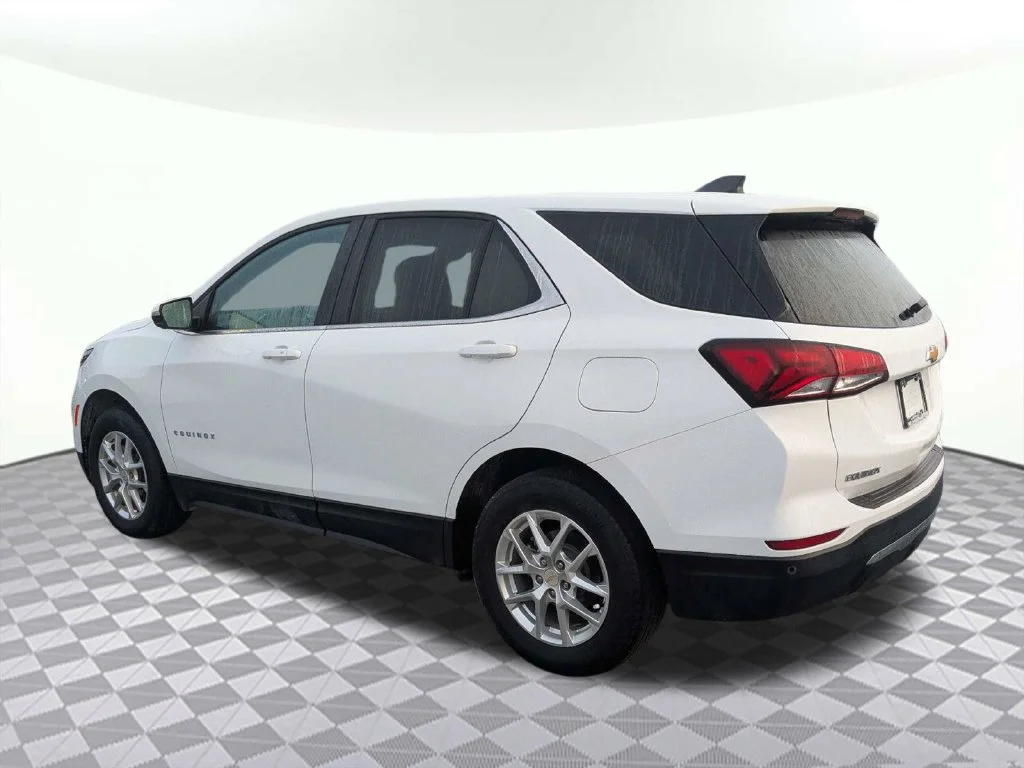 Used 2024 White Chevrolet LT image 6