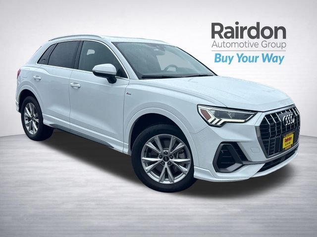 2024 Audi Q3 45 TFSI S Line Premium quattro's photo