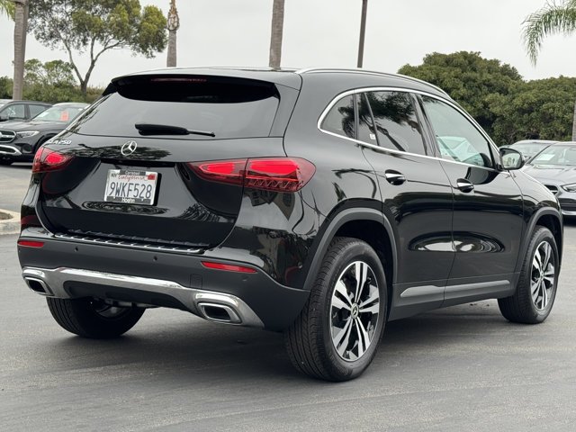 Used 2026 Cosmos Black Metallic Mercedes-Benz GLA 250 image 11