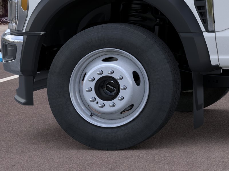 New 2026 Oxford White Ford F-600® XL image 19