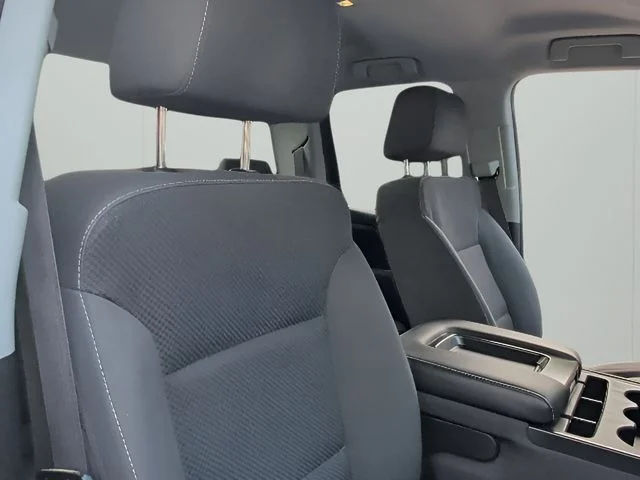 Used 2017 Gray GMC SLE image 38