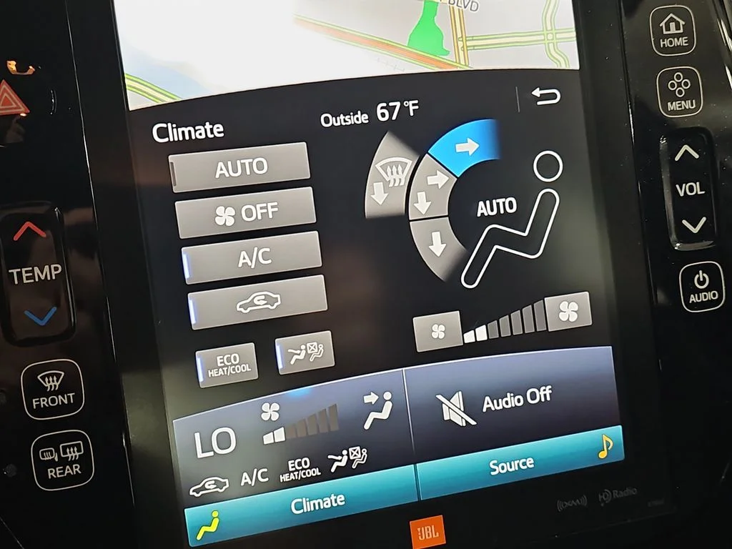 Used 2018 Gray Toyota Advanced image 26