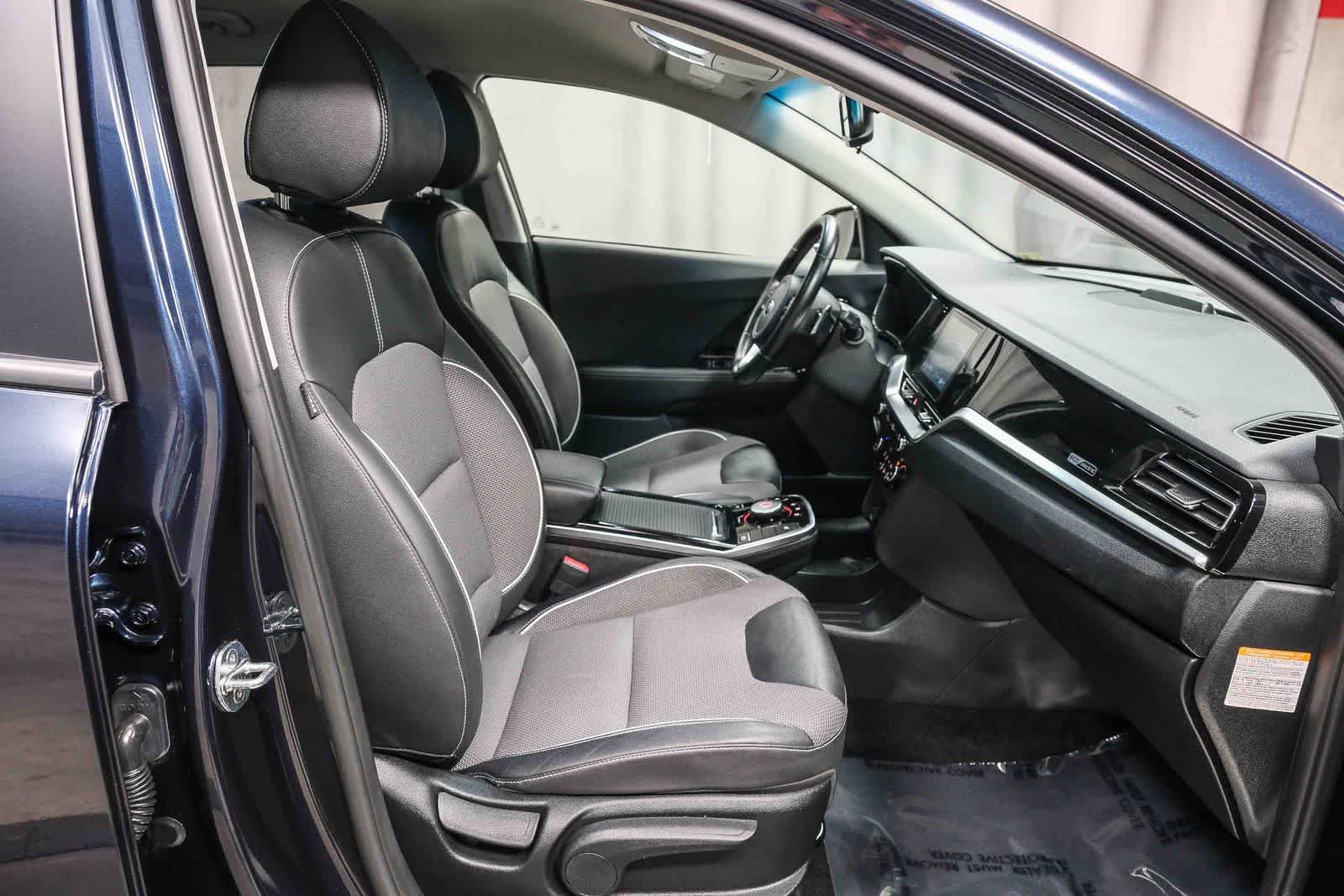 Used 2020 Gravity Blue Kia EX image 22