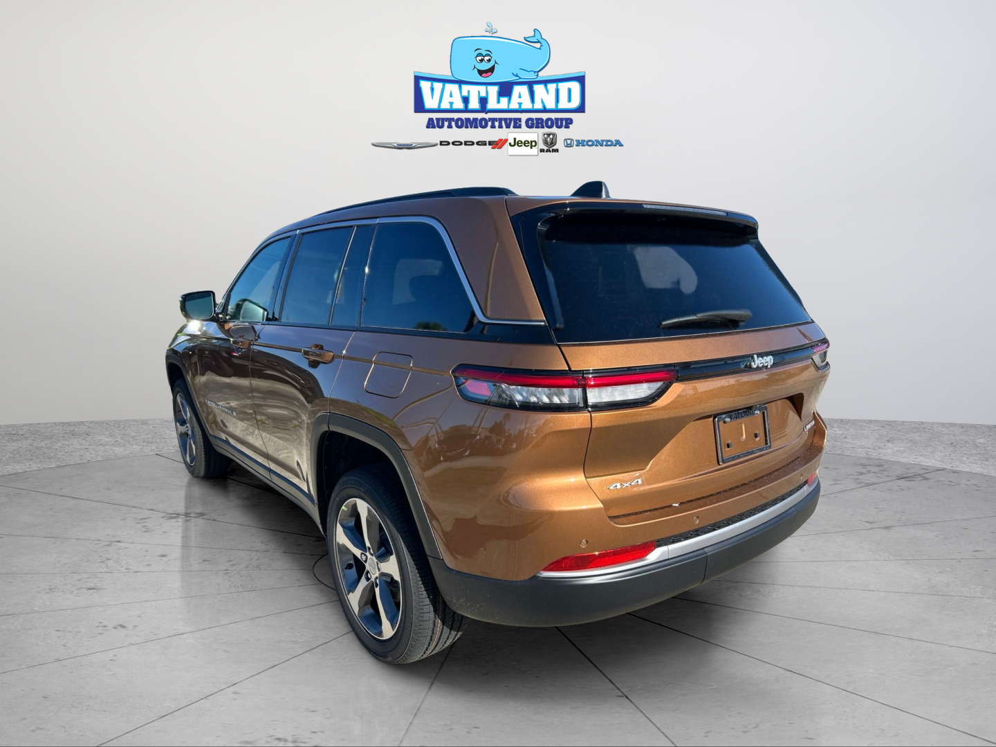 New 2026 Copper Shino Metallic Clear-Coat Exterior Paint Jeep Limited image 3
