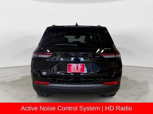 New 2026 Black Jeep Altitude image 4