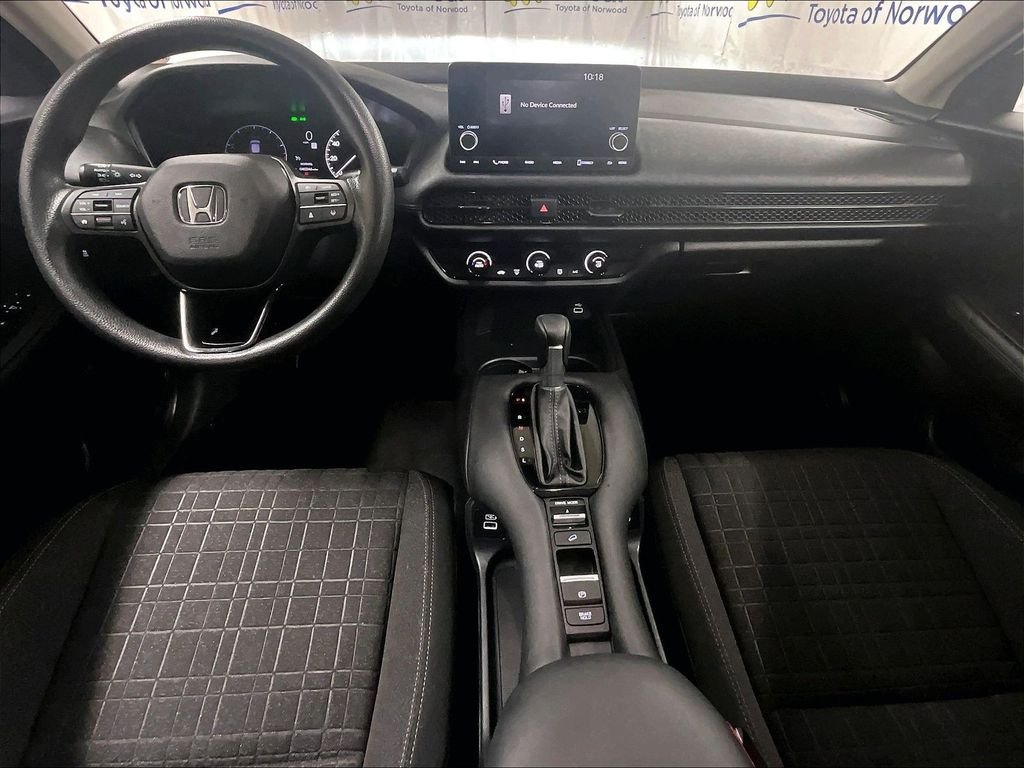 Used 2023 Platinum White Pearl Honda LX image 21