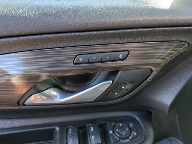 Used 2020 Black GMC SLT image 19