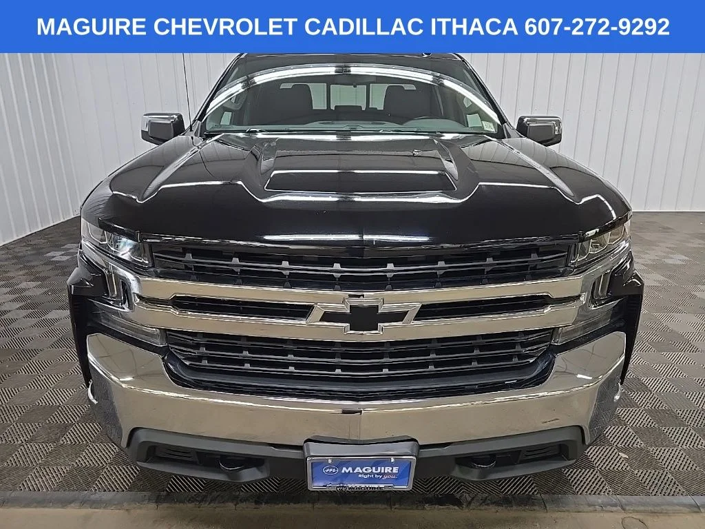 Used 2019 Black Chevrolet LT image 8