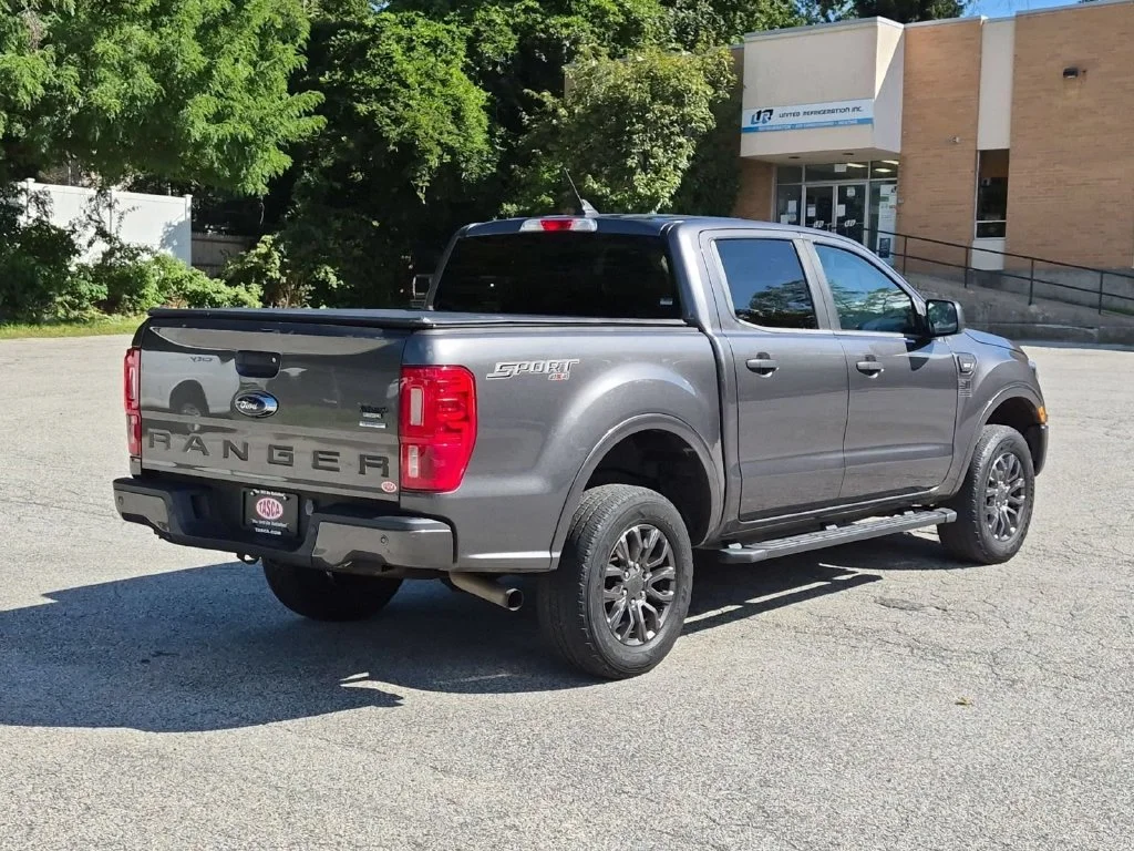 Used 2019 Gray Ford XLT image 3