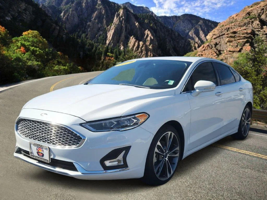 Used 2019 White Ford Titanium image 5