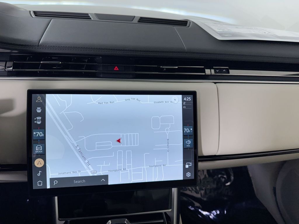 2026 Land Rover Range Rover SE - Photo 18