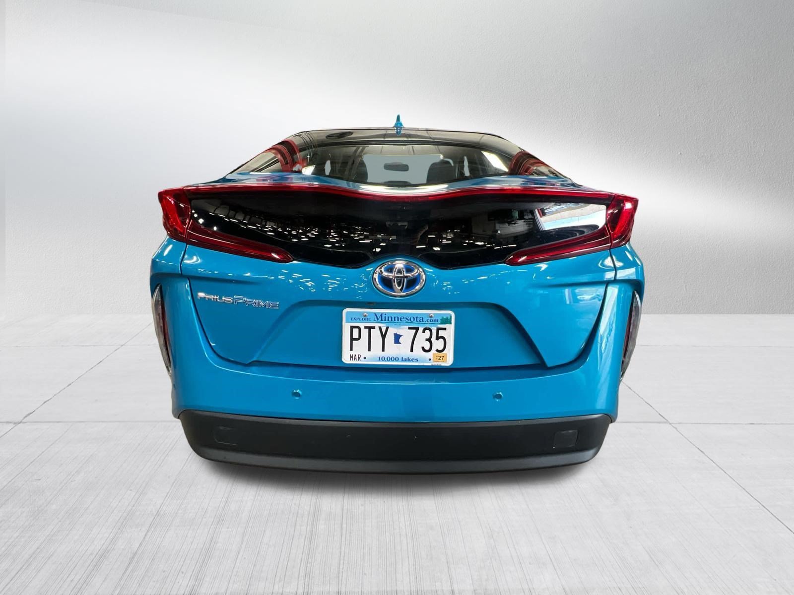Used 2018 Blue Magnetism Toyota Advanced image 4