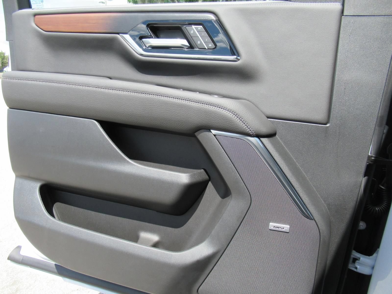 New 2026 Glacier White Tricoat GMC Denali image 23