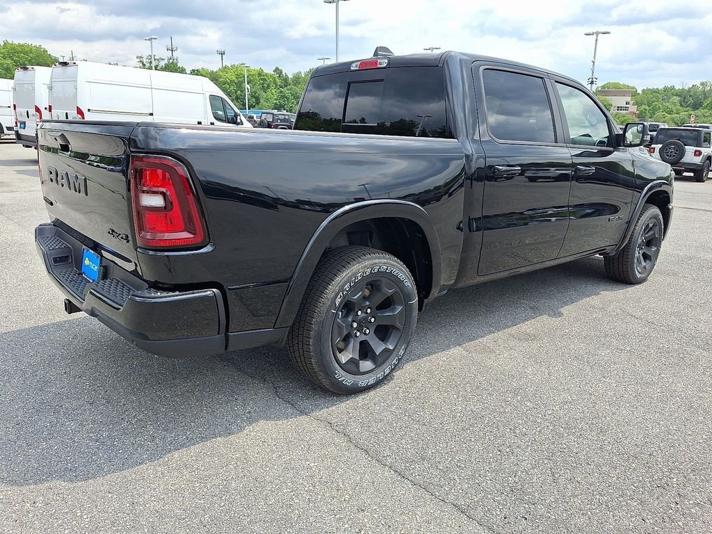 New 2026 Diamond Black Crystal Pearlcoat RAM Big Horn/Lone Star image 4