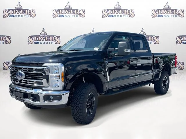New 2026 Agate Black Metallic Ford XLT image 5