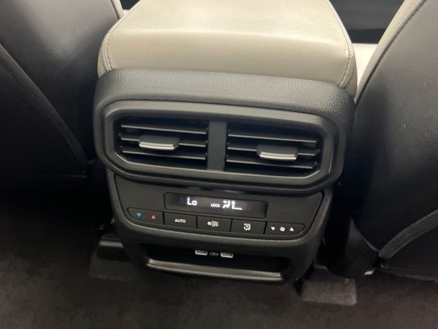 Used 2023 White Honda Touring image 25
