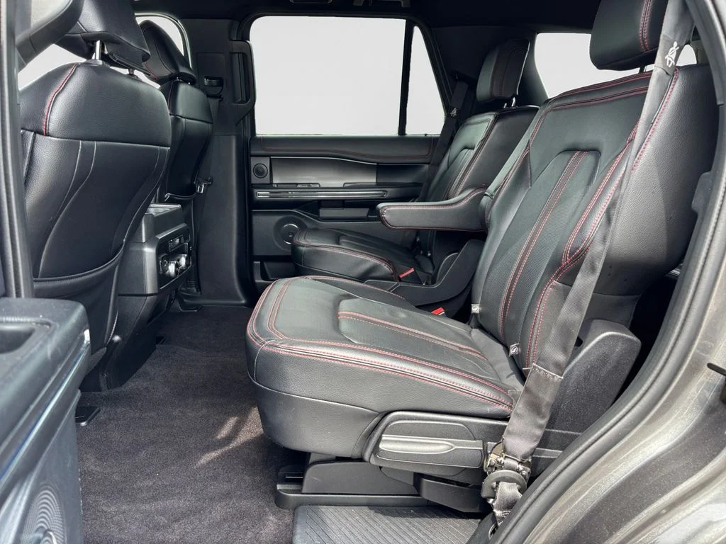 Used 2021 Gray Ford Limited image 37