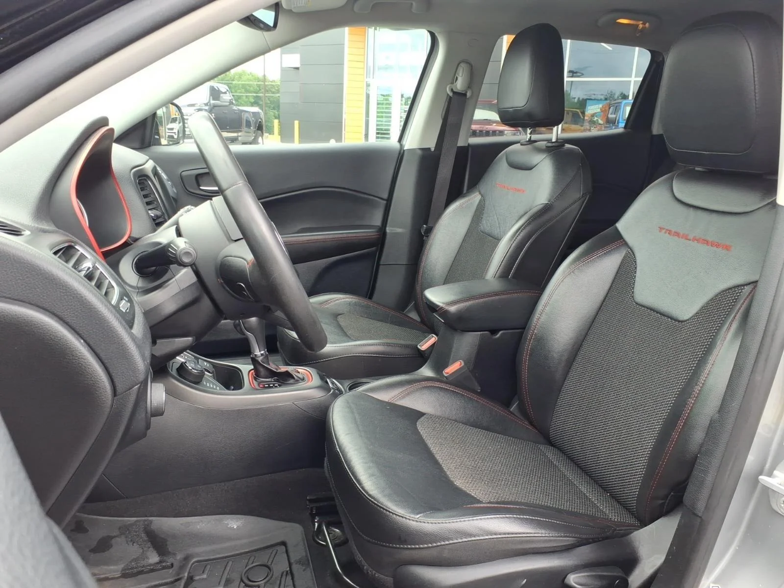Used 2021 Billet Silver Metallic Clearcoat Jeep Trailhawk image 18