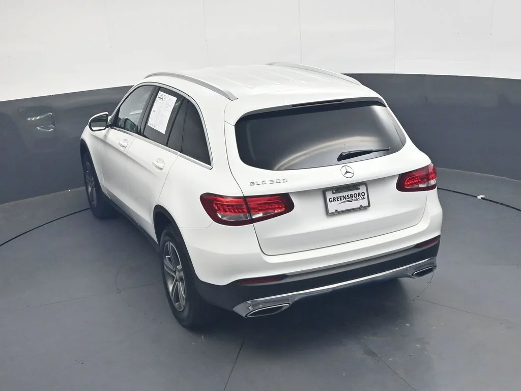 Used 2016  Mercedes-Benz GLC 300 image 31