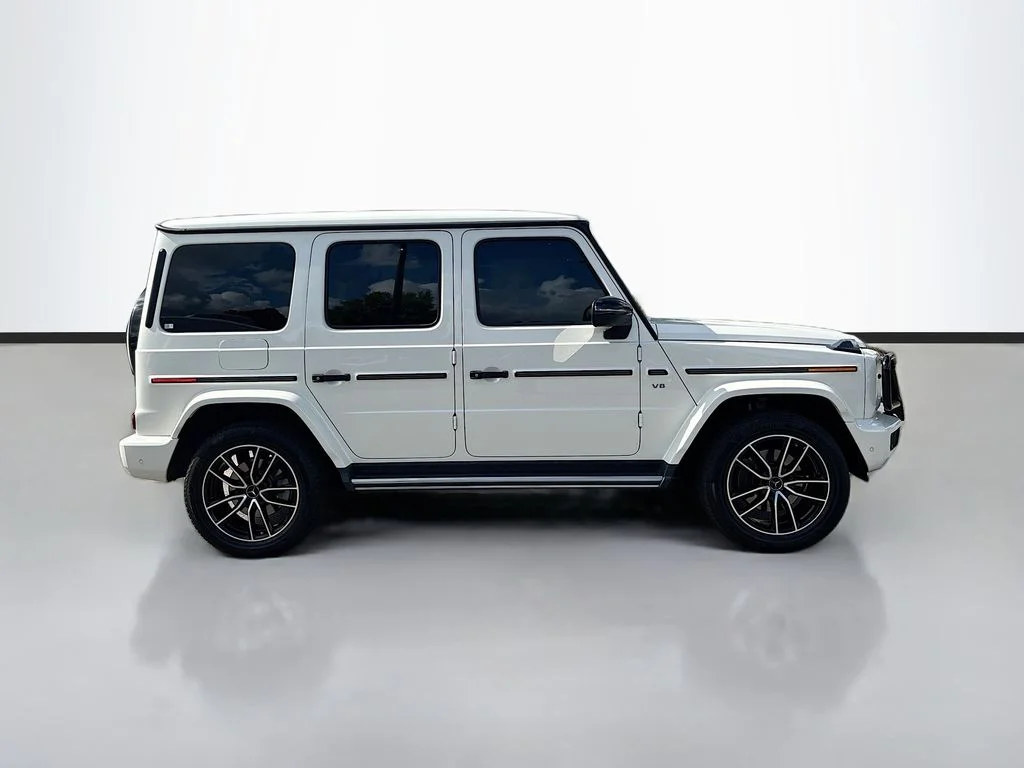 Used 2021 designo Diamond White Metallic Mercedes-Benz G 550 image 2