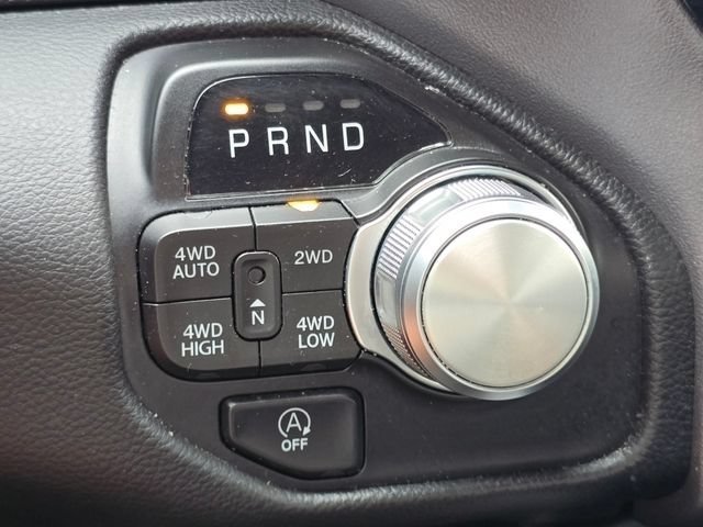 Used 2023 Diamond Black Crystal Pearlcoat Ram Laramie image 19