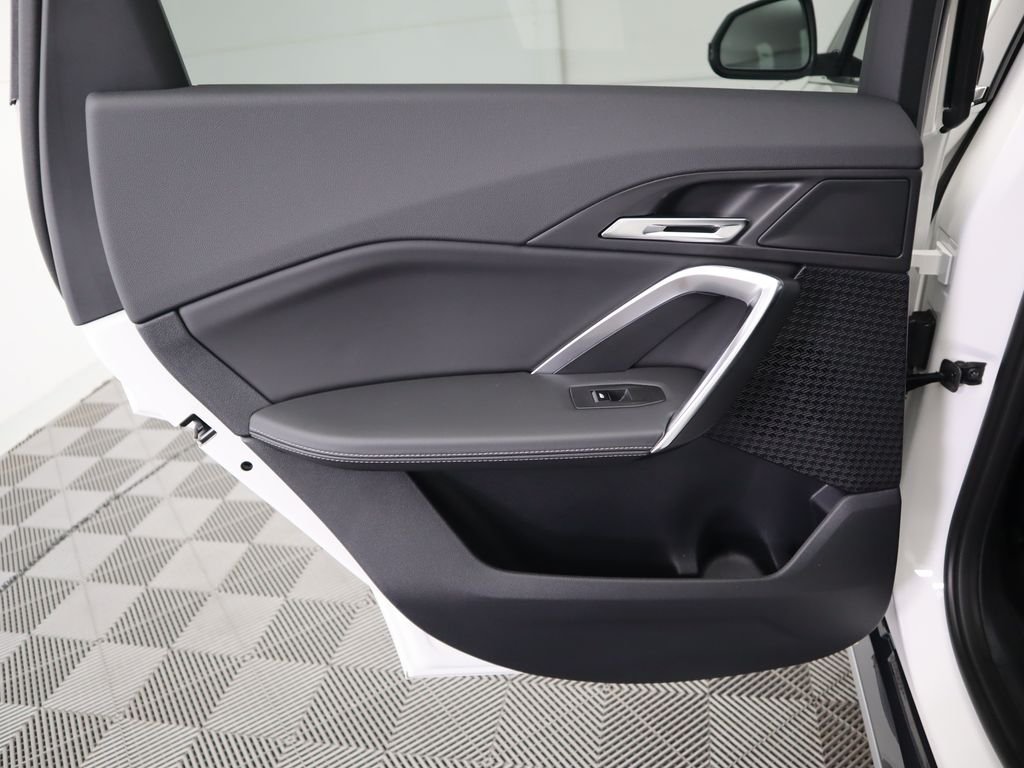 2025 BMW X1 28i - Photo 28