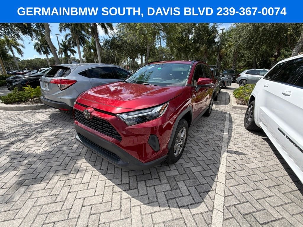 Used 2022 Pearl Toyota XLE image 1