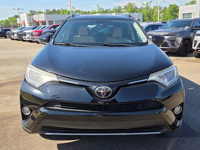 Used 2018 Toyota RAV4 XLE with VIN 2T3WFREVXJW517367 for sale in Stone Mountain, GA