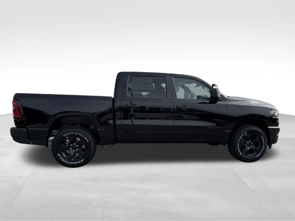New 2026 Diamond Black Crystal Pearl-Coat Exterior Paint RAM Warlock image 7
