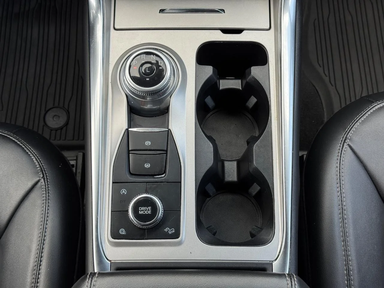 Used 2023 Iconic Silver Ford XLT image 17