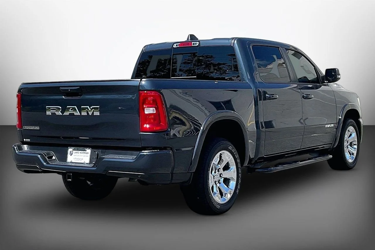 Used 2025 Blue Ram Big Horn/Lone Star image 8